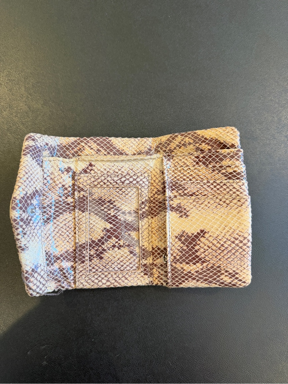 HOBO Wallet Snakeskin Python Texture - Picture 3 of 5